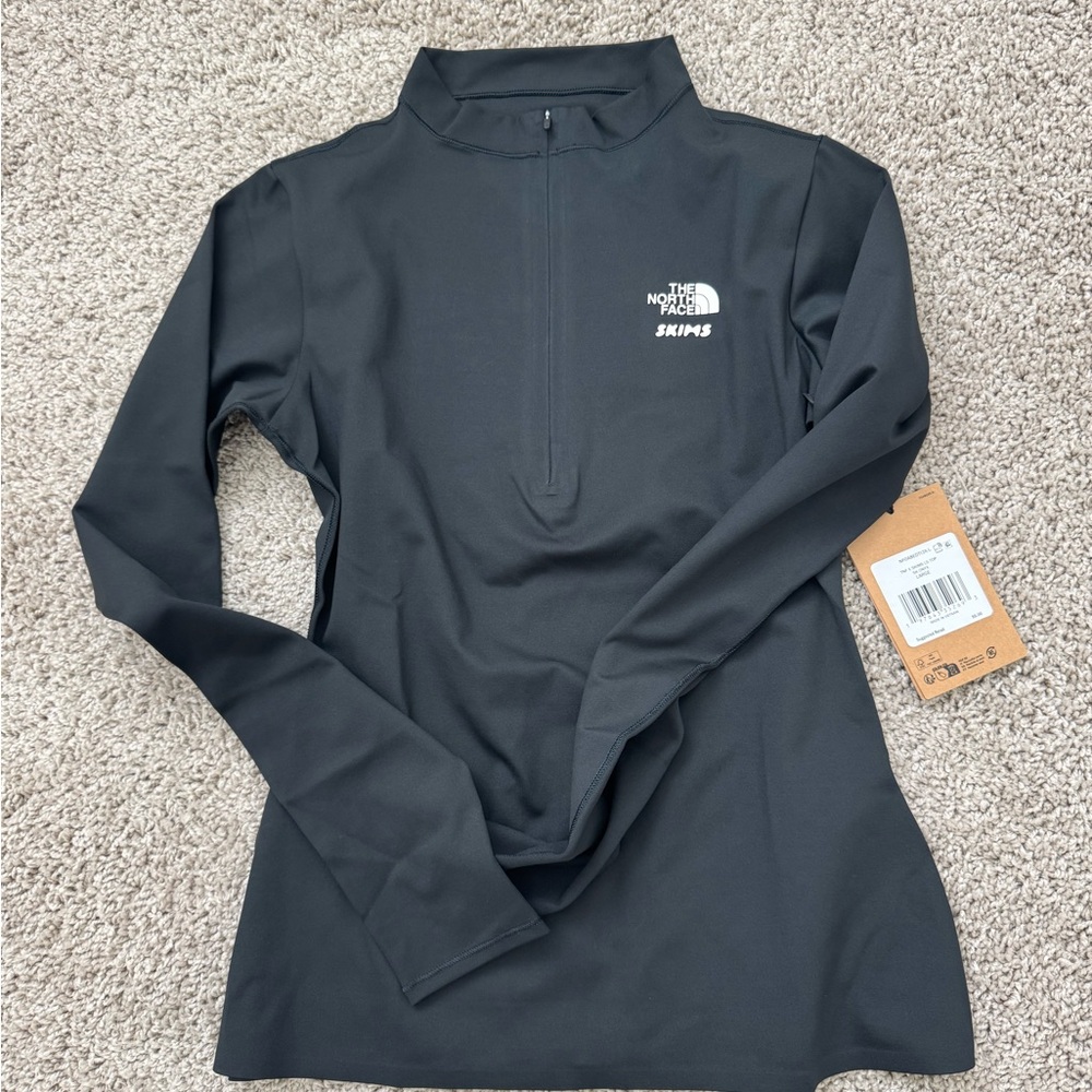 SKIMS Women's Black Long Sleeve Tee